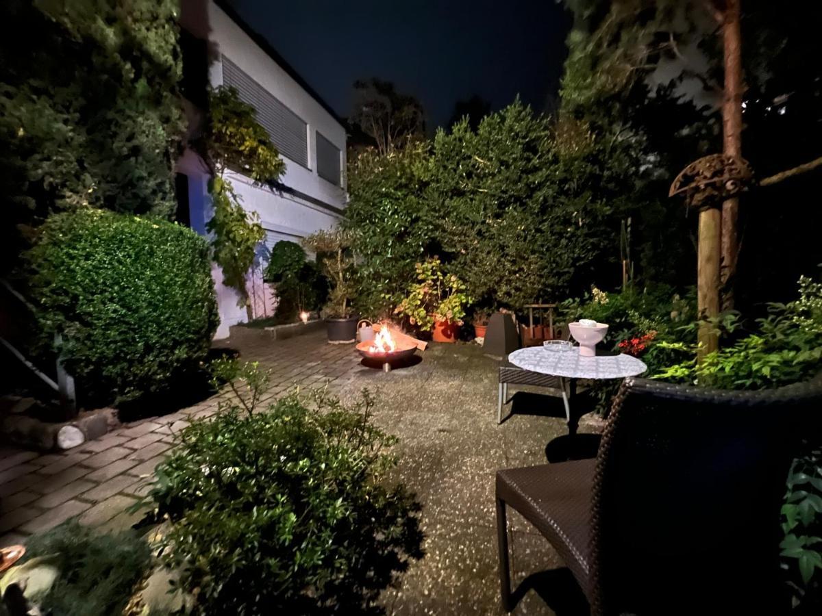 Haus Pia Executive Suites FDH Exterior foto